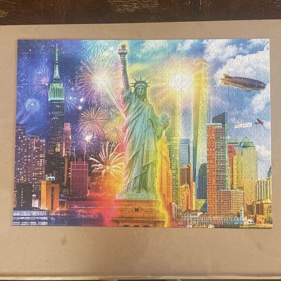 BUFFALO NIGHT & DAY 1000 PIECE JIGSAW-LADY LIBERTY Complete Fireworks 11840 - Picture 2 of 9
